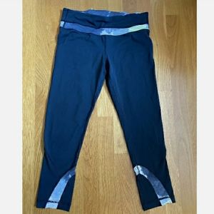 Lululemon Size 4 Inspire Tight Pants Black & Gray